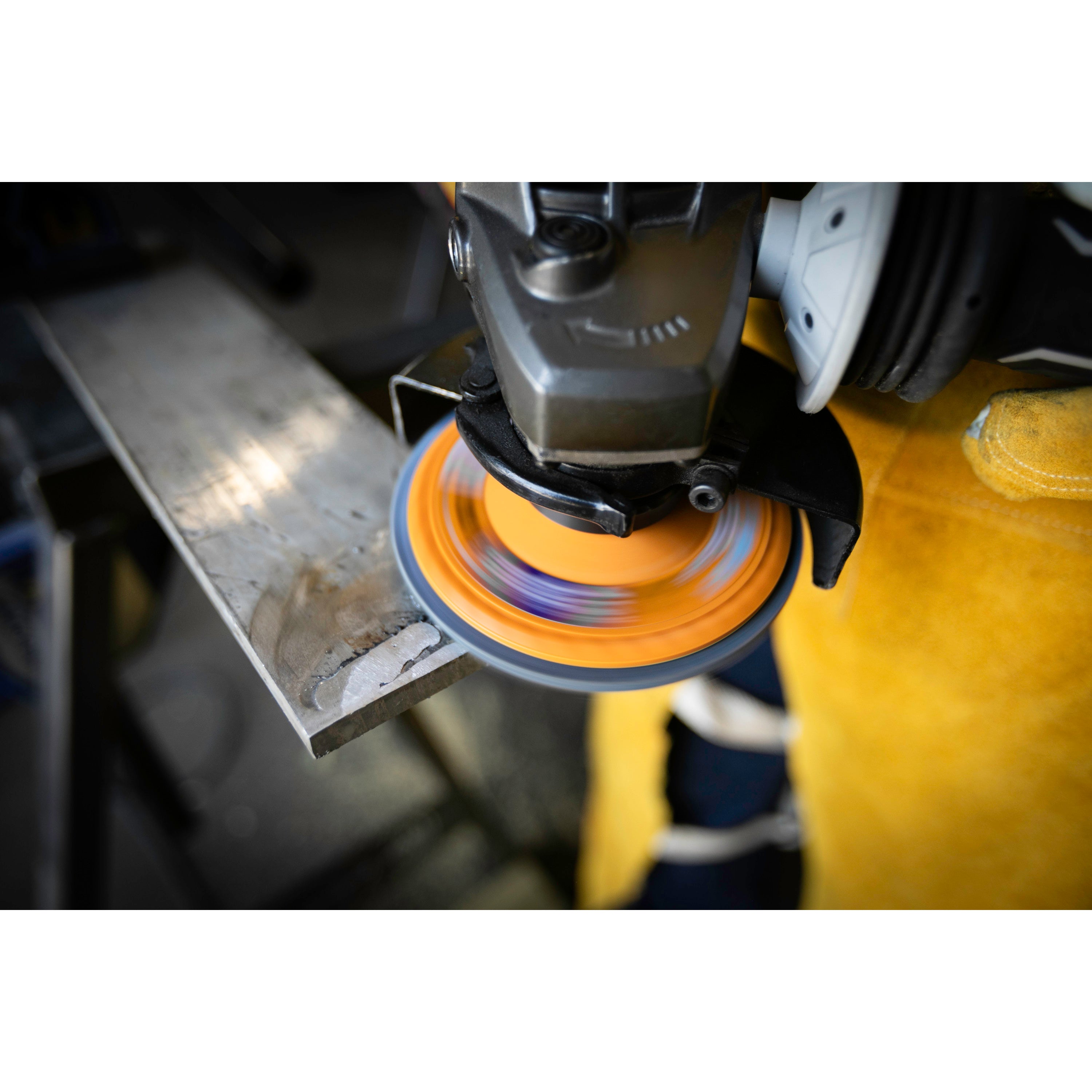 4.5" Ceramic 60-Grit Flap Disc Bite™